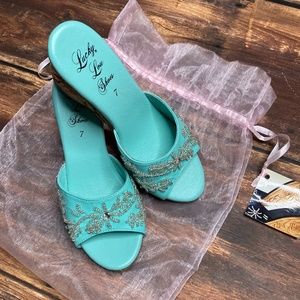 Size 7 Lucky Lou Shoes - Starlet Wedge / Teal
